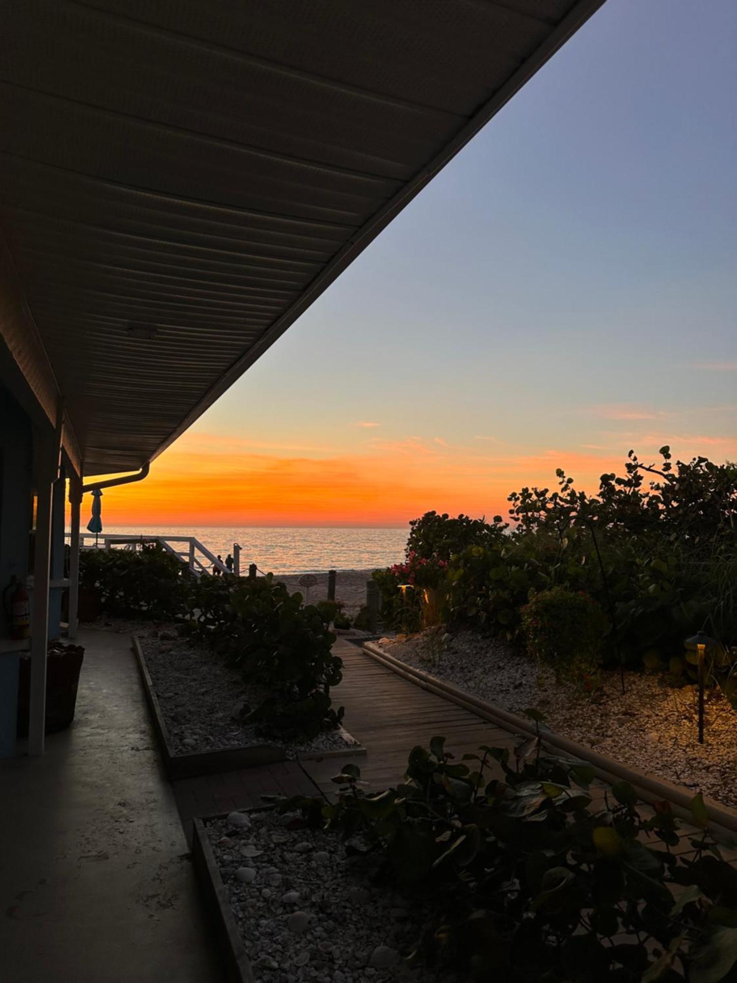 Pearl Beach Inn Englewood Kültér fotó