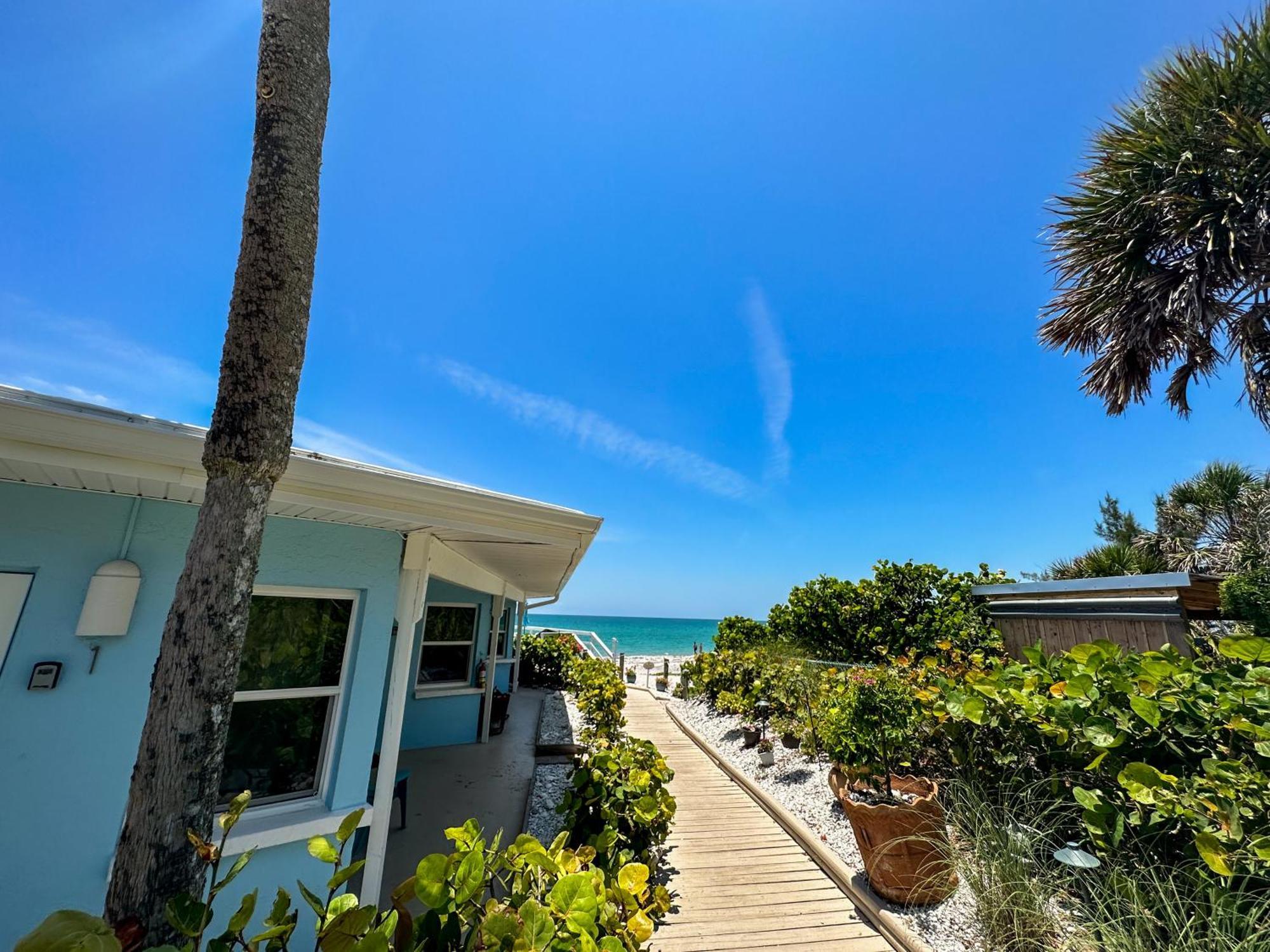 Pearl Beach Inn Englewood Kültér fotó